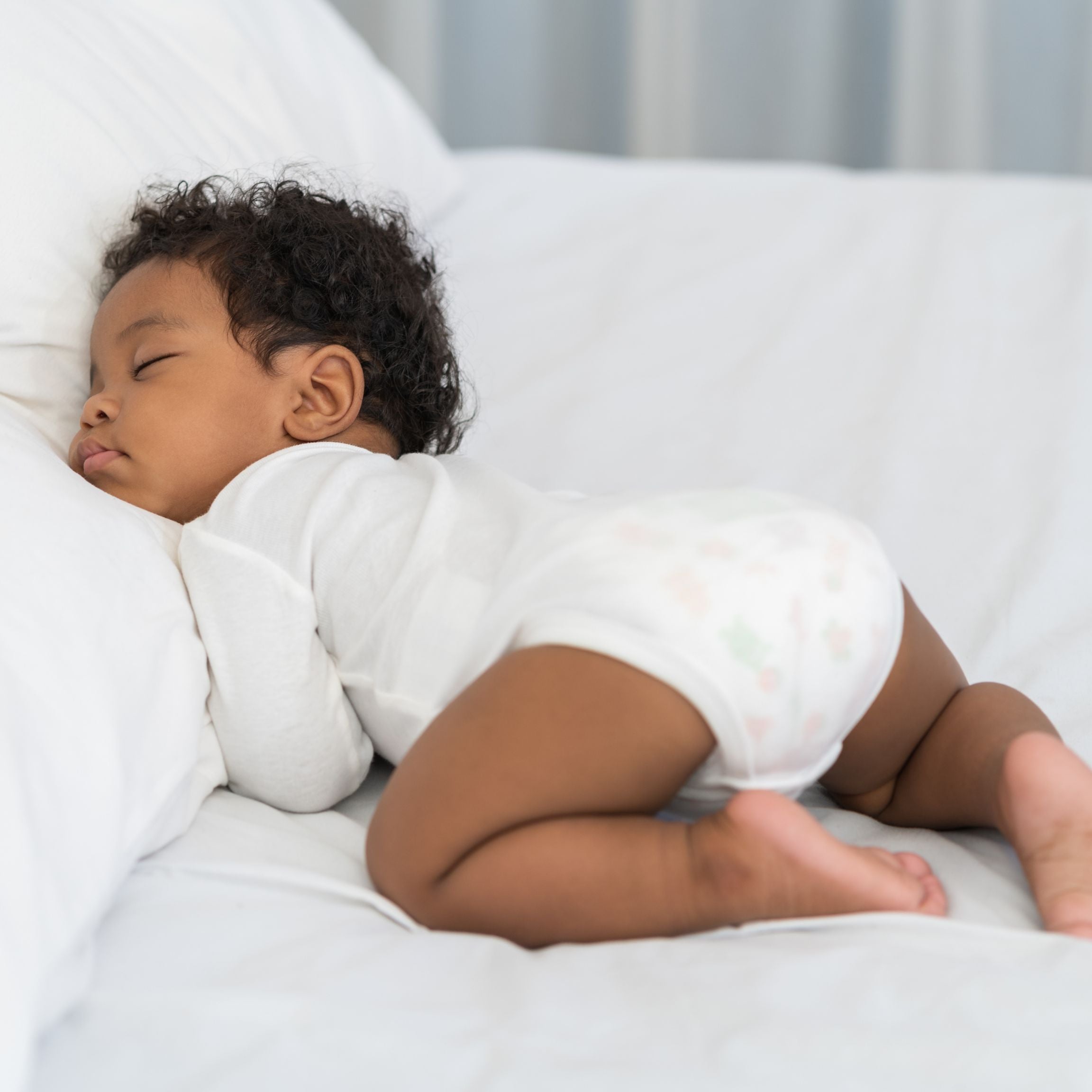Non-Toxic Crib Mattress Guide: Are Toxic Chemicals Lurking in Your Baby's Mattress?