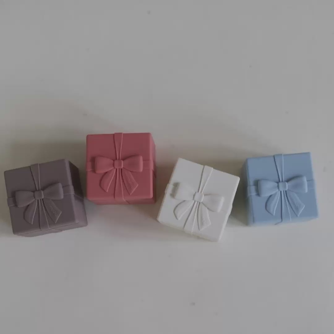 Mix and Match Present Toy