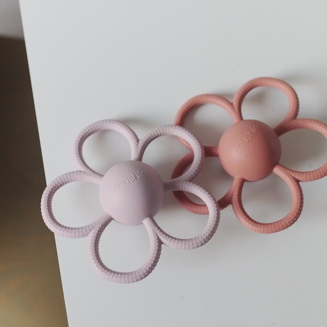 Daisy Rattle Teether