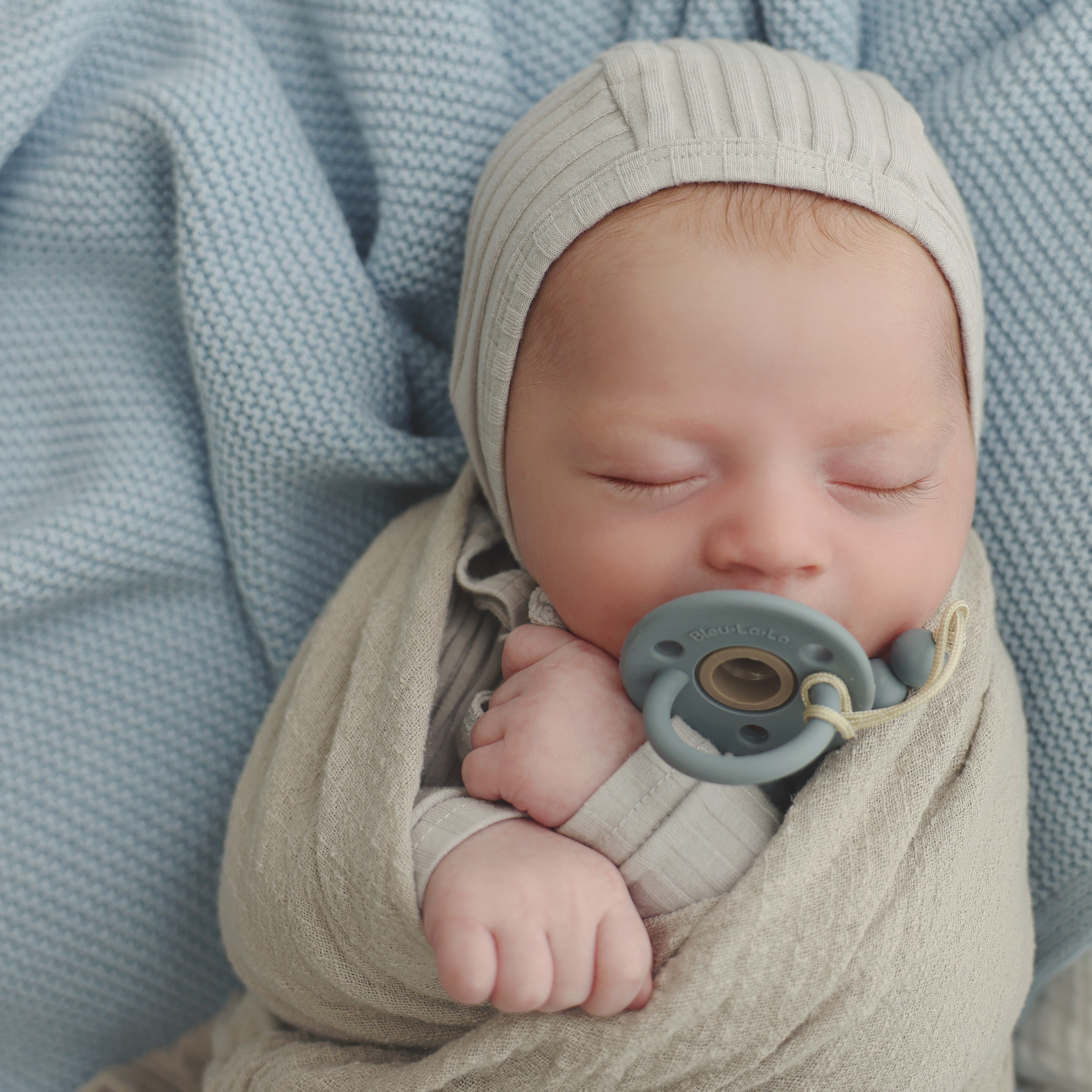 Lulababe 2 Tone Pacifier