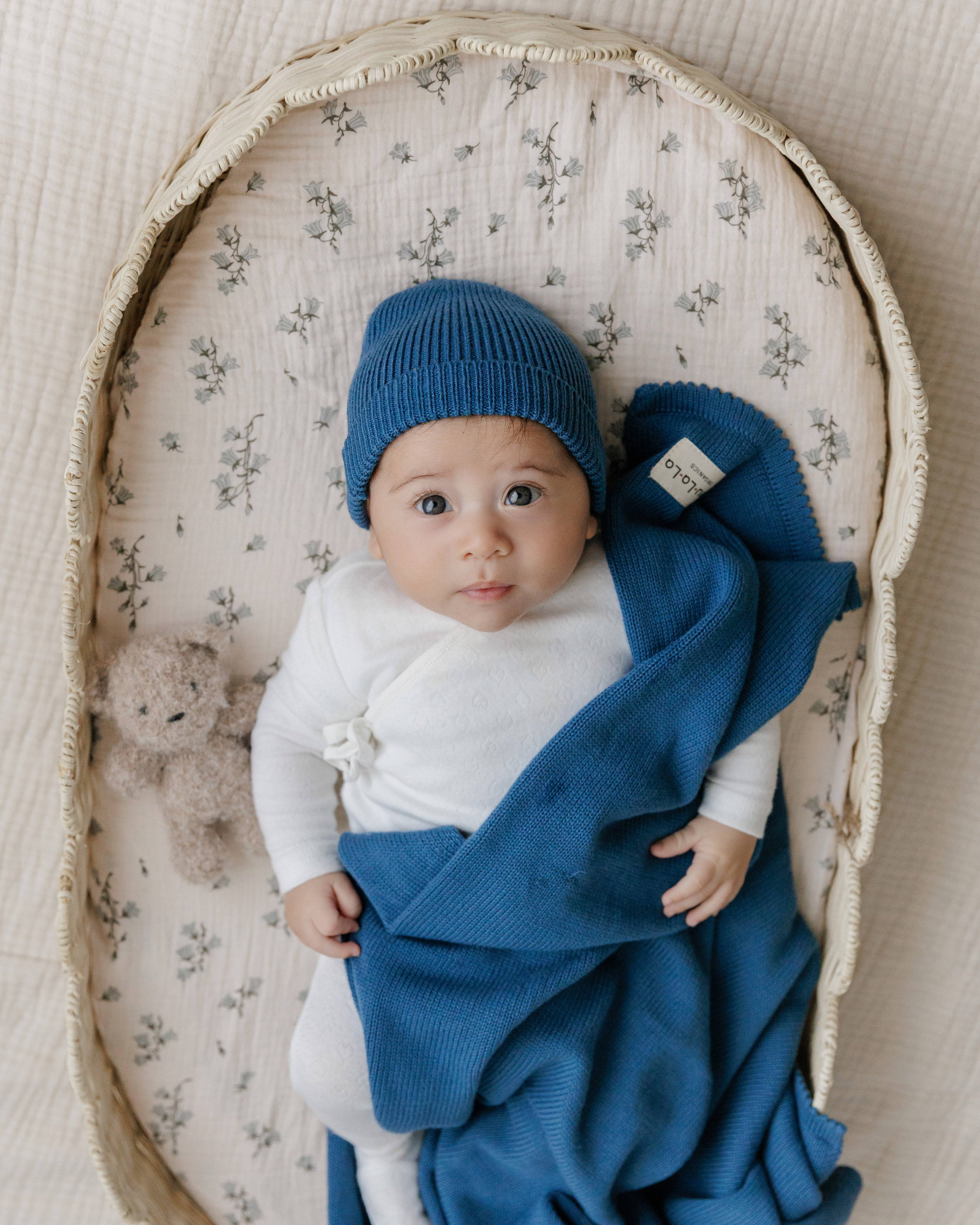 Organic Cotton Luxury Knit Baby Blanket + Hat Set with Gift Box