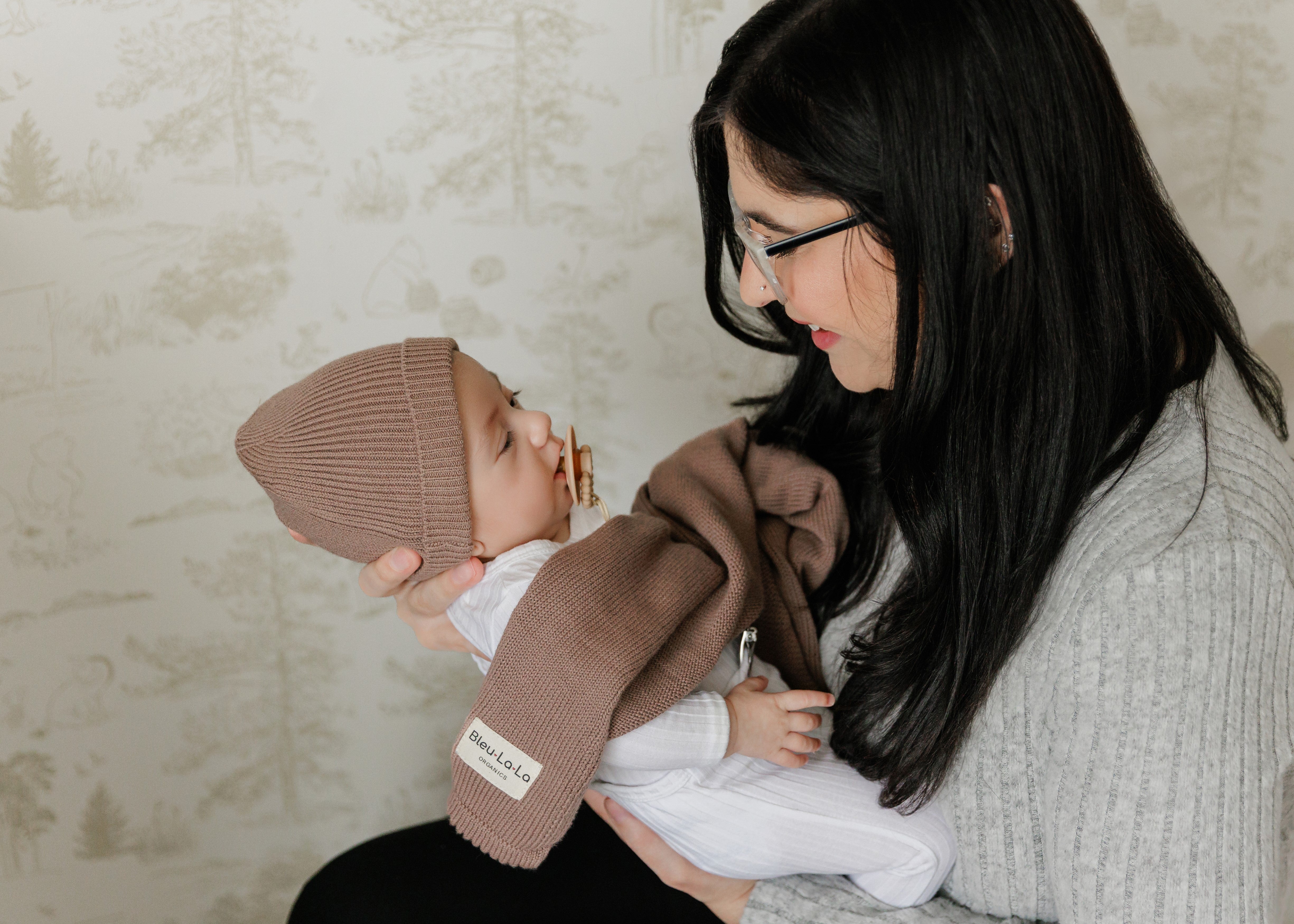 Organic Cotton Luxury Knit Baby Blanket + Hat Set with Gift Box