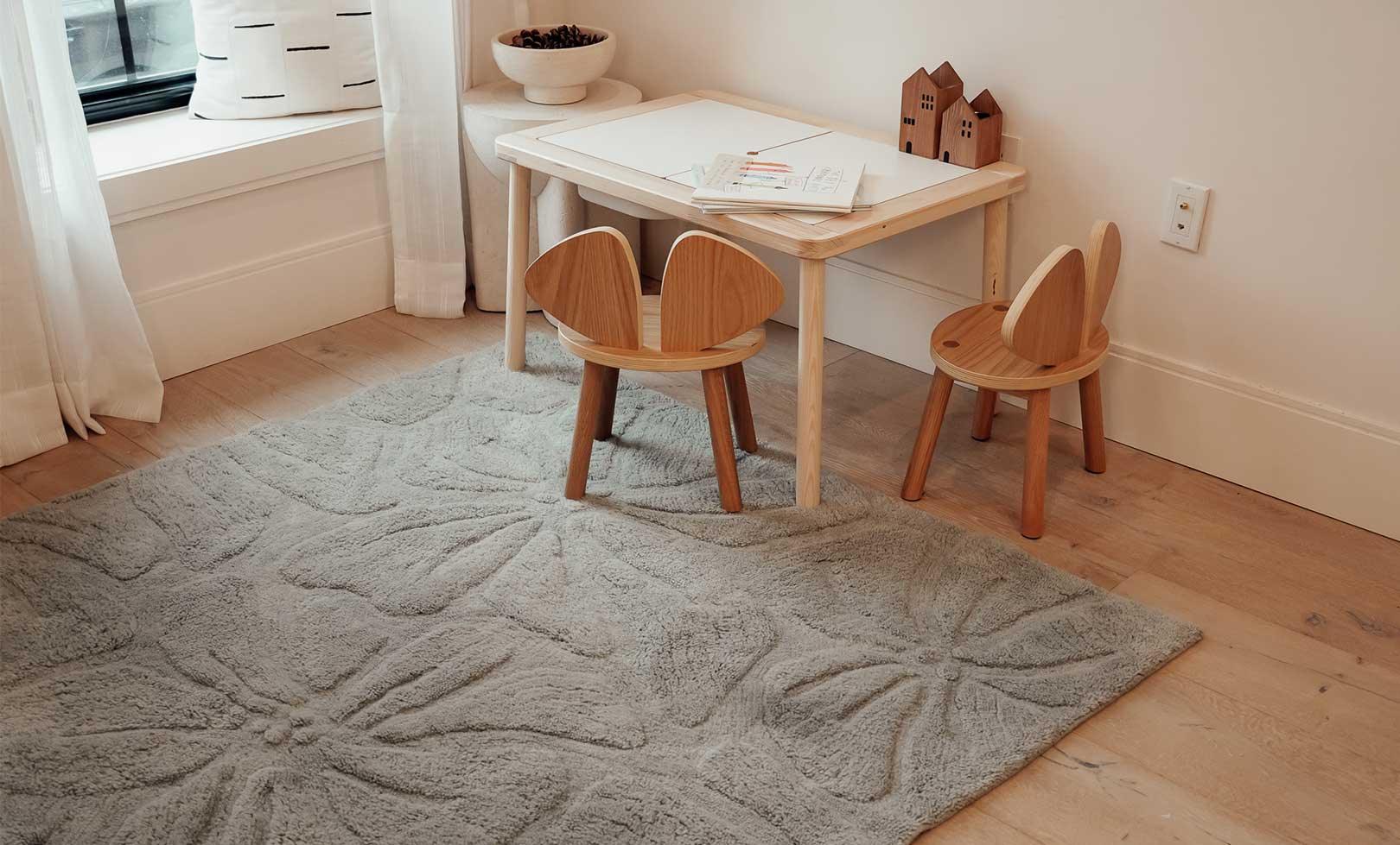 Floral Field Washable Wool Area Rug