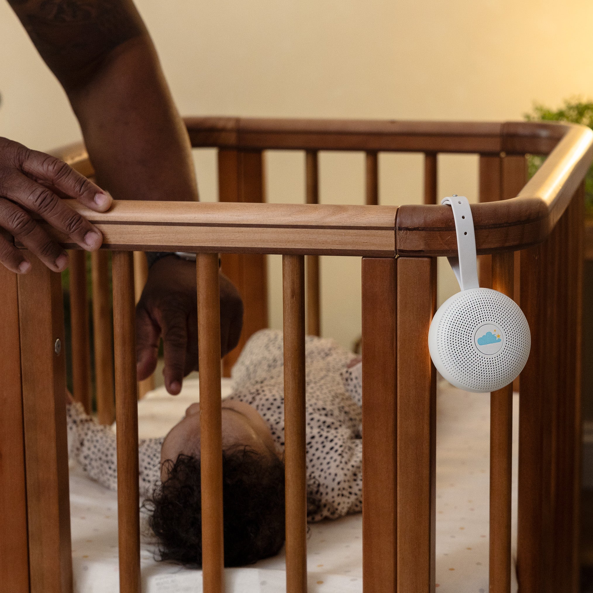 Hushh+ Portable Sound Machine