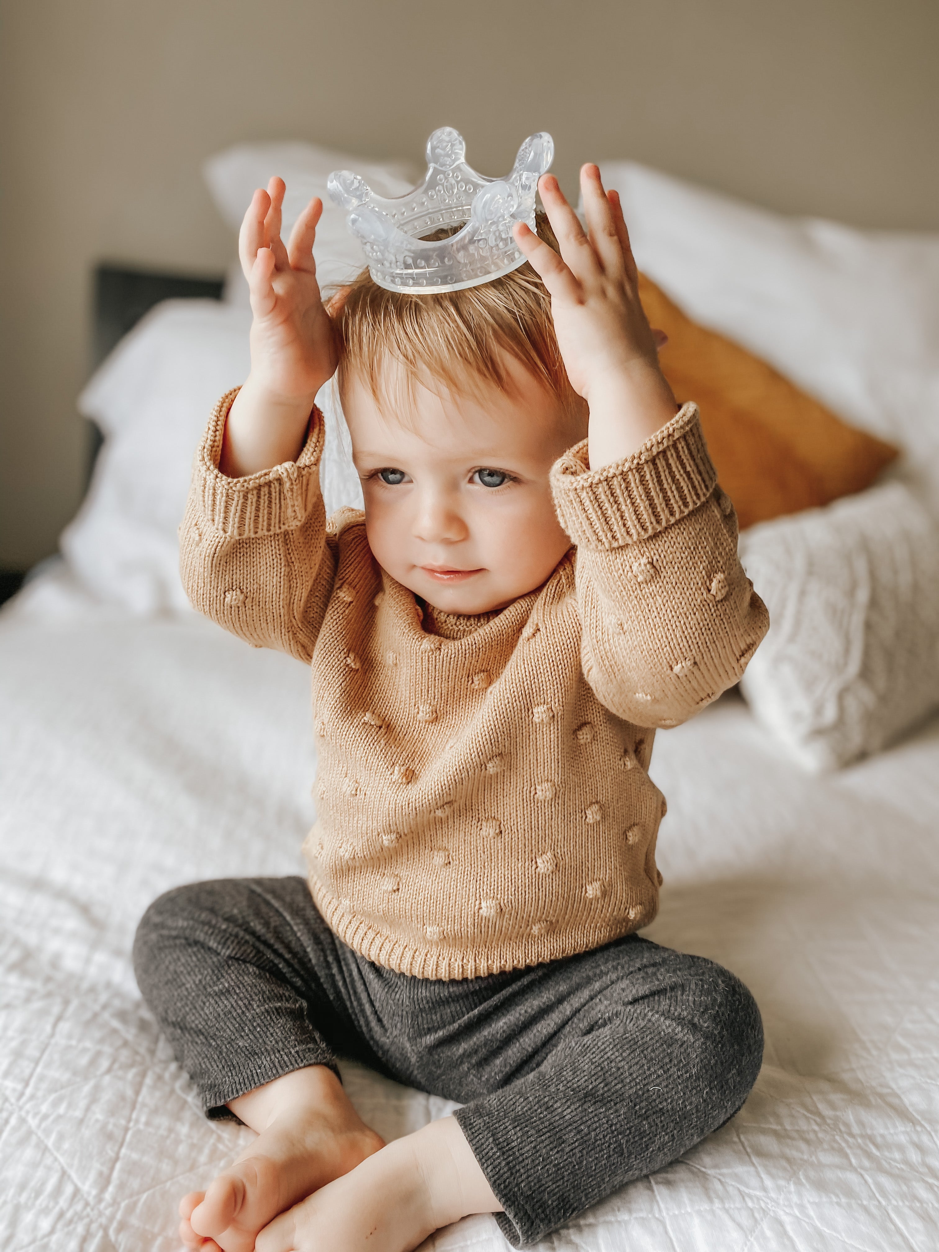 Silicone Crown Teether (Clear)