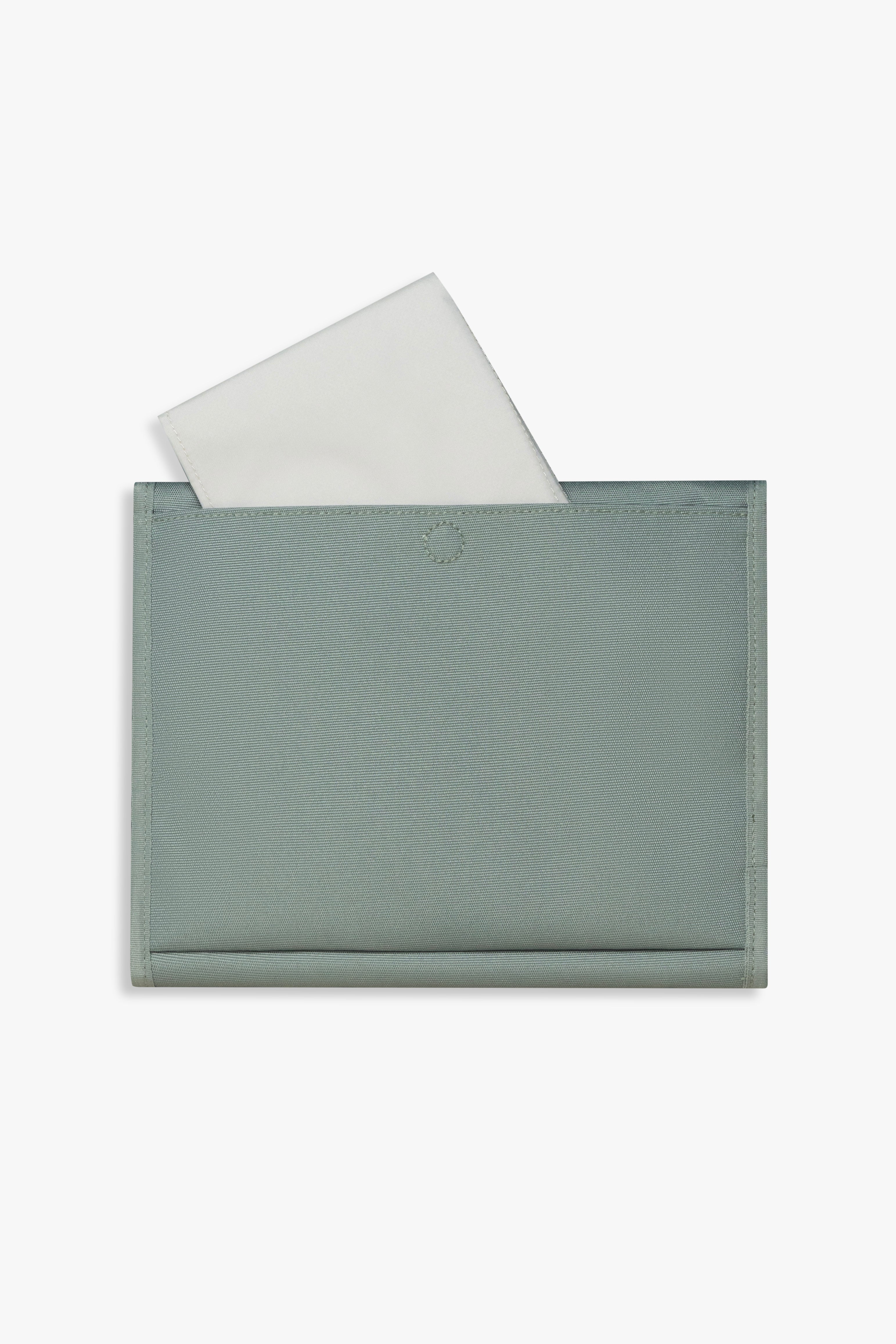 Go Anywhere Changing Wallet (Outdoorsy Sage)
