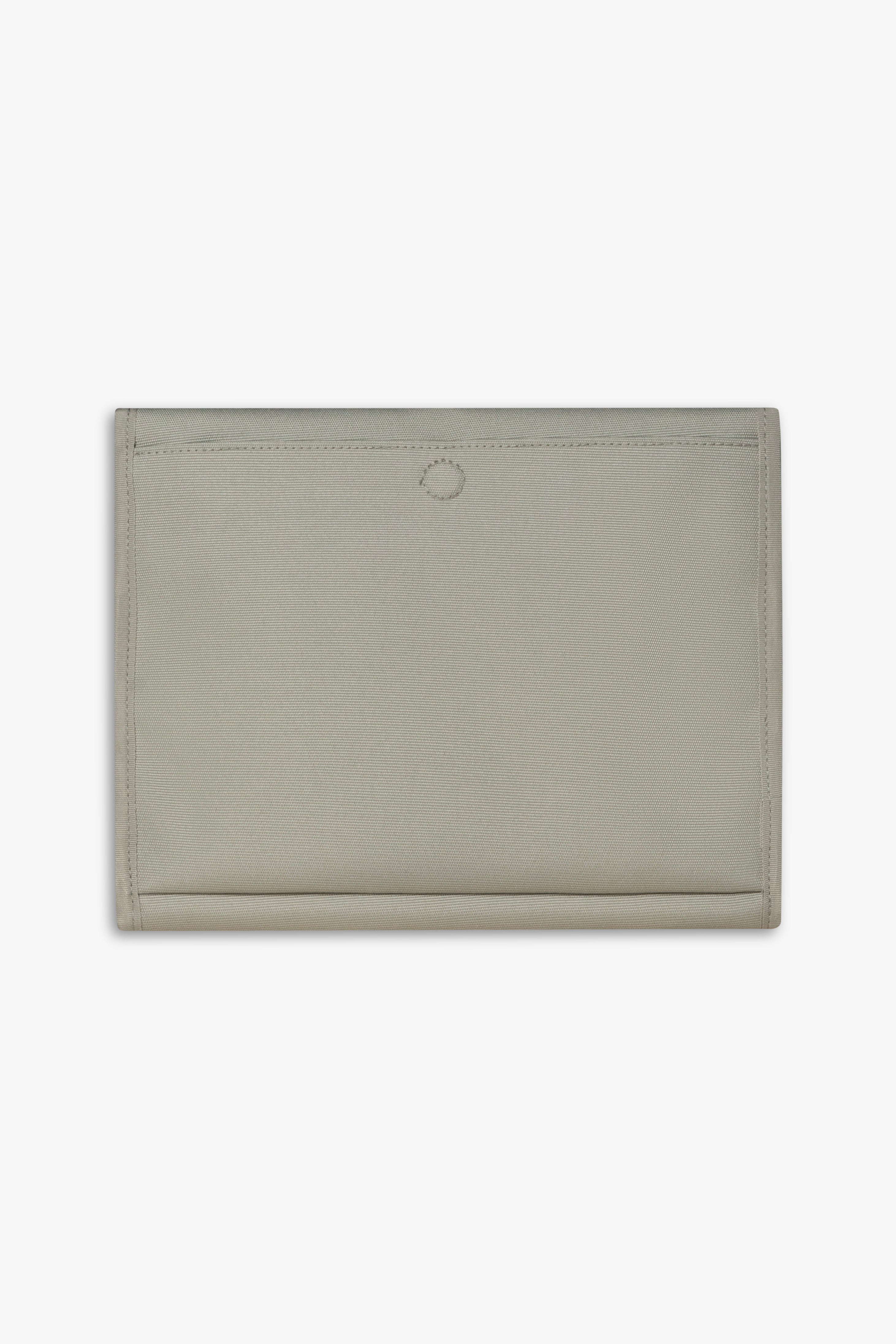 Go Anywhere Changing Wallet Daybreak (Daybreak Taupe)