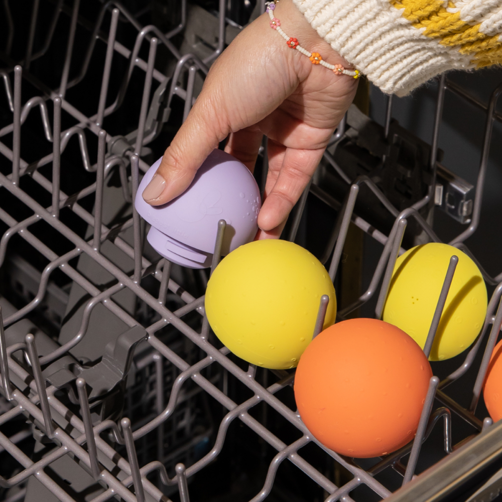 Your (Un)Ordinary Bath Toy - B Is For Ball® - Blue Cotton Candy